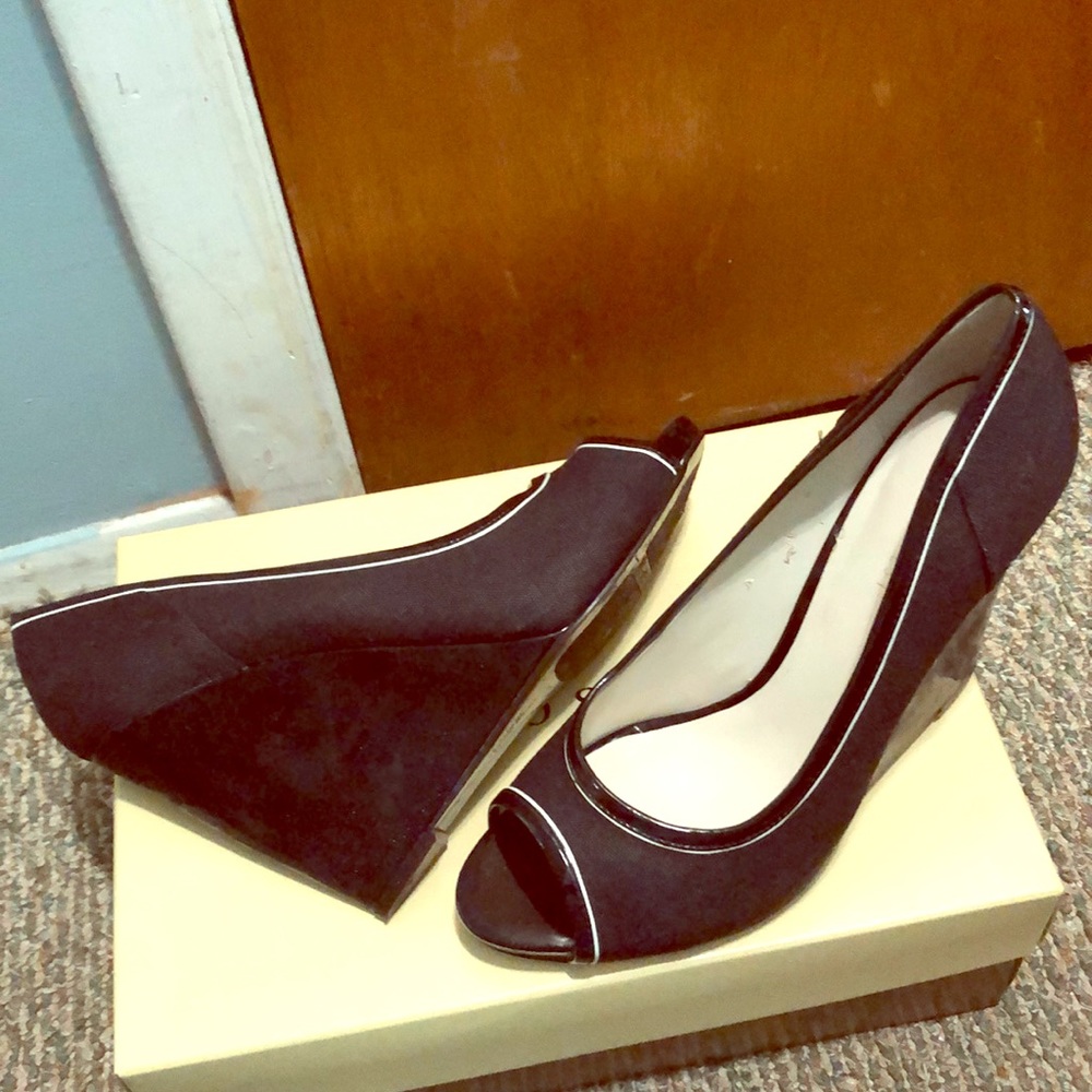 Black shoes